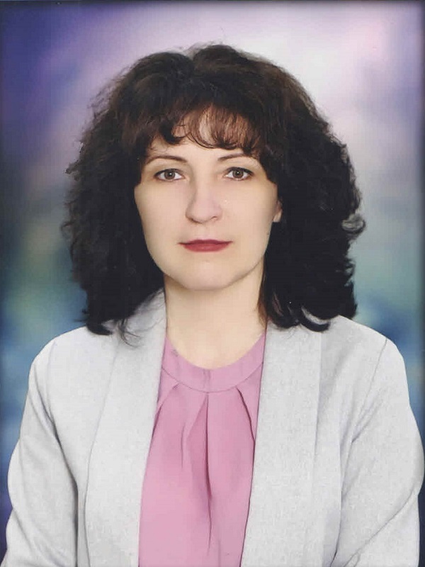 Костюченко Елена Сергеевна.